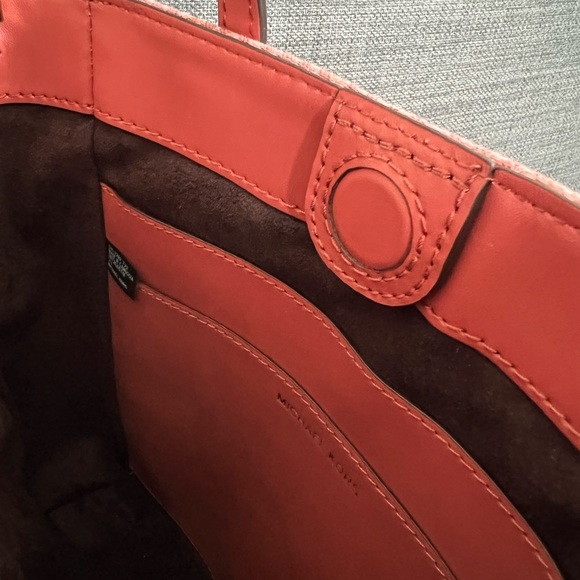 NWT MICHAEL KORS SINCLAIR SMALL SHOPPER TOTE - Picture 4 of 10